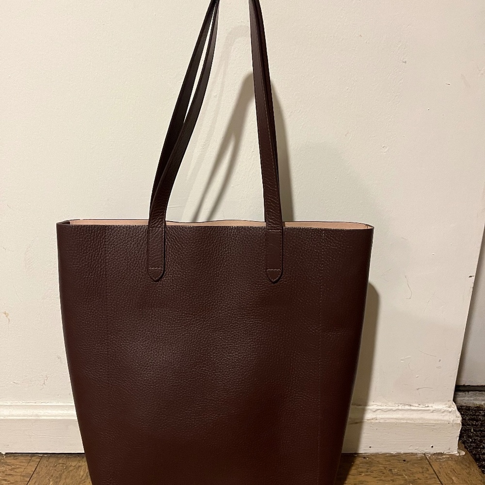 Cuyana Tall Tote Bag